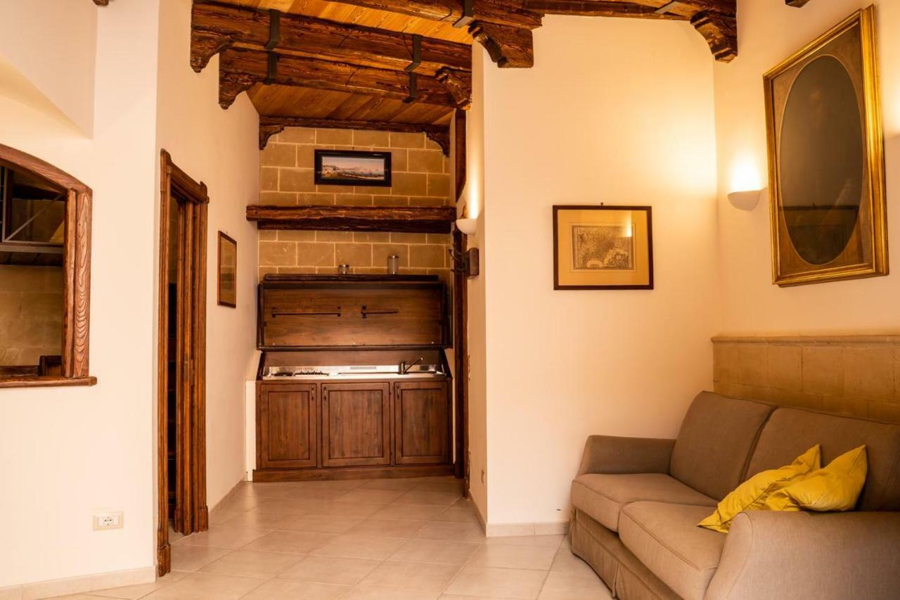 Suite Piazza Del Gesu By Domusextra Neapel Exterior foto